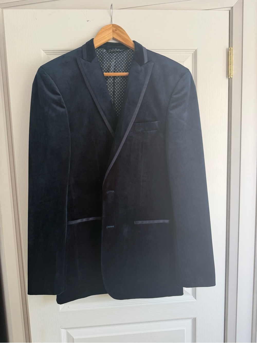 Men's Navy Velvet Blazer - Classic Tailored Jacket
